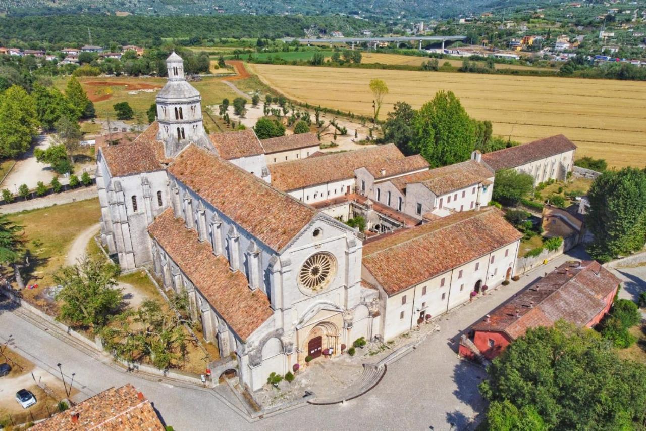 Casa Fra Gli Ulivi Di Giuseppe Guest House Sonnino Eksteriør bilde