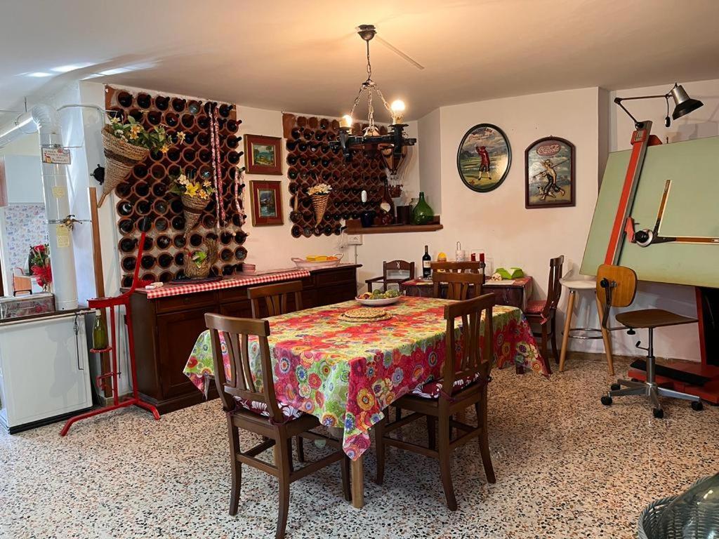 Casa Fra Gli Ulivi Di Giuseppe Guest House Sonnino Eksteriør bilde